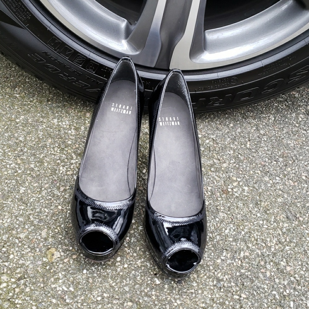 Stuart Weitzman Peep toe